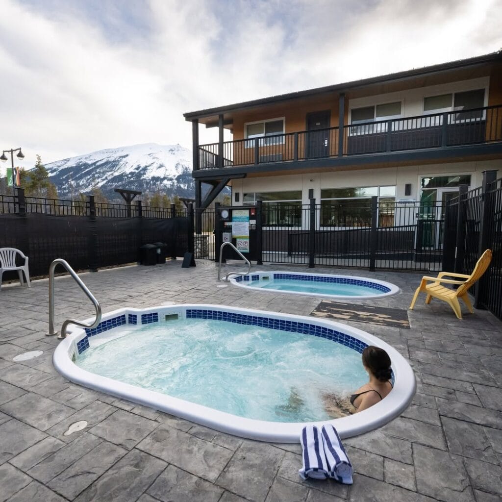 Mount Robson Inn