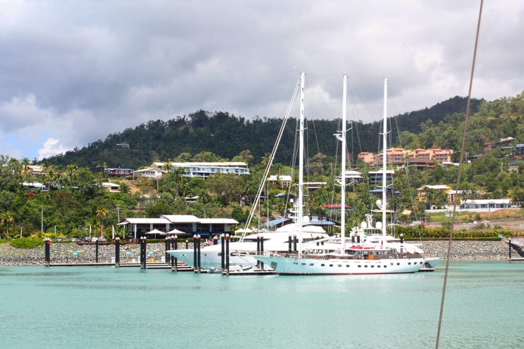 Airlie Beach & Whitsundays Itinerary