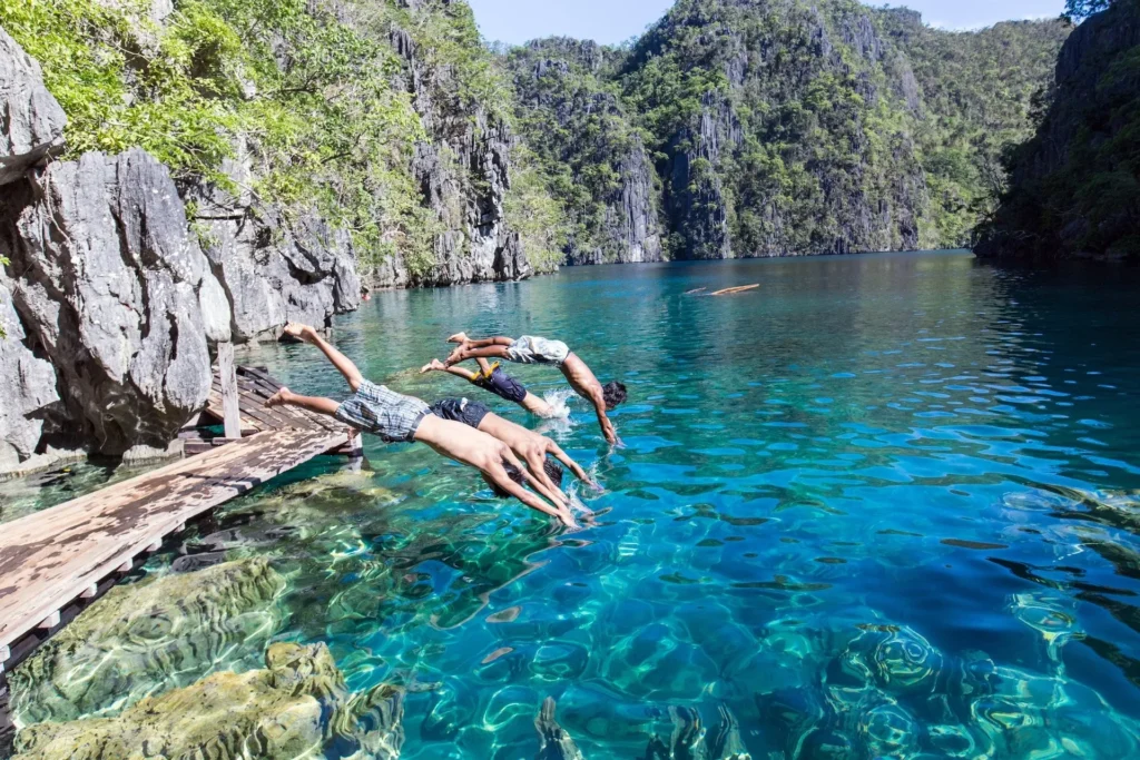  Kayangan Lake 