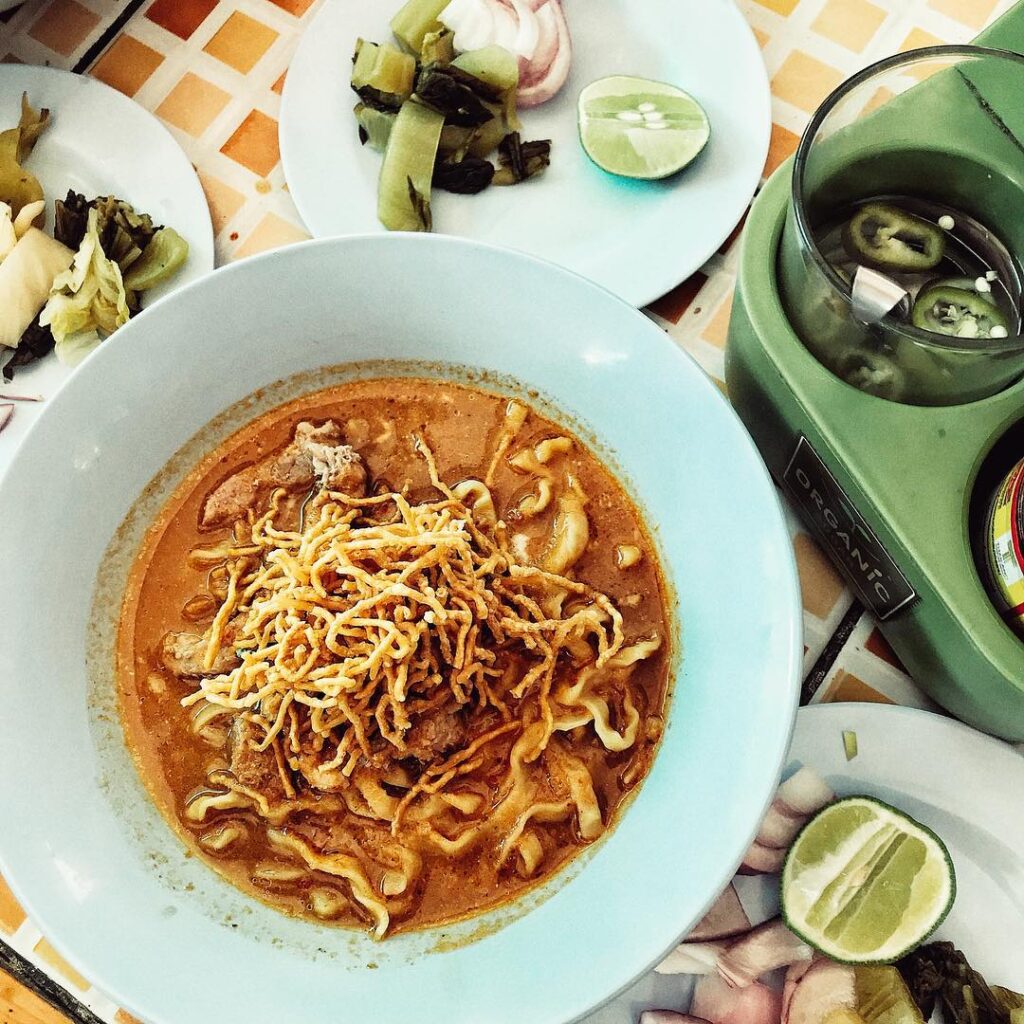 Khao Soi Khun Yai