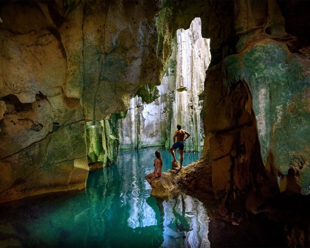 Sawa-i-Lau caves